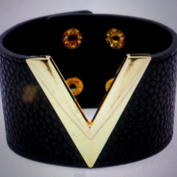 Bracelet Unisex "V" Black Gold PU Leather Designer Louis Vuitton Style Jewelry - Picture 1 of 1
